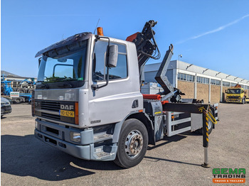 Hákový nosič kontejnerů DAF 75 240