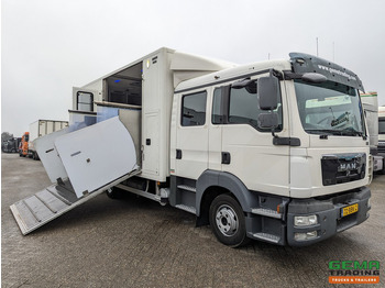 Auto na přepravu koní MAN TGL 12.180