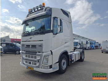 Tahač VOLVO FH 460