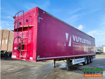 S posuvnou podlahou návěs KRAKER