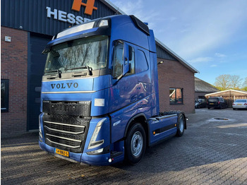 Tahač VOLVO FH 460