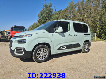 Osobní auto CITROËN