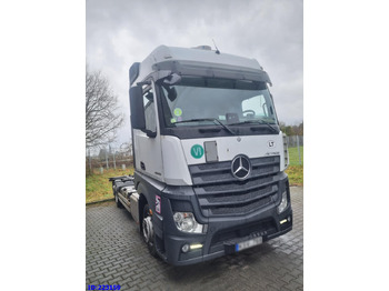 Podvozek s kabinou MERCEDES-BENZ Actros 2542