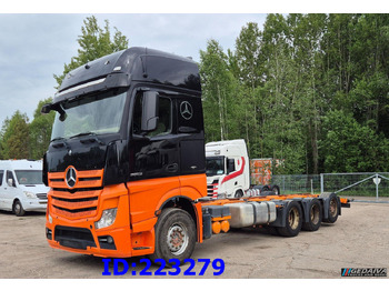 Podvozek s kabinou MERCEDES-BENZ Actros