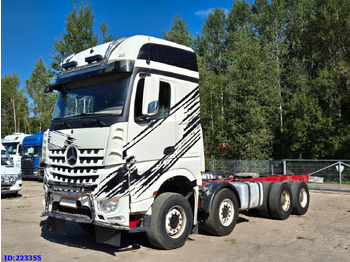 Podvozek s kabinou MERCEDES-BENZ Arocs