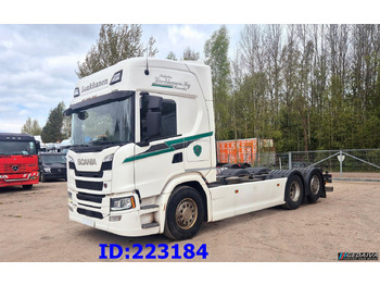 Podvozek s kabinou SCANIA G