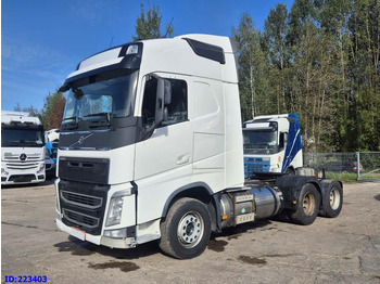 Tahač VOLVO FH13 460
