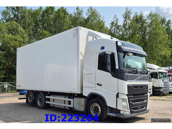 Chladírenský nákladní automobil VOLVO FH13 460