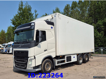 Chladírenský nákladní automobil VOLVO FH13 460