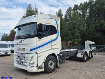Podvozek s kabinou VOLVO FH13 500