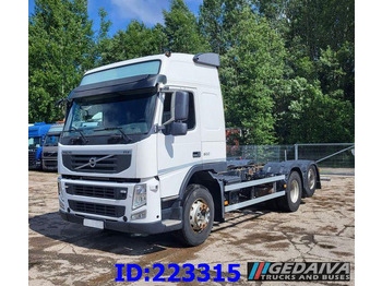 Podvozek s kabinou VOLVO FM 500