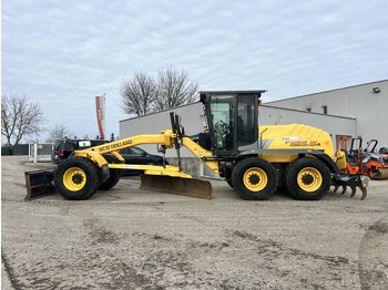 Grejdr NEW HOLLAND