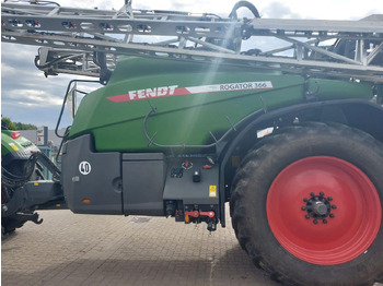 Tažený postřikovač Fendt Rogator 366: obrázek 4
