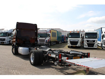 Podvozek s kabinou DAF CF 65 220 + lift + euro 5: obrázek 5