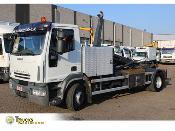 Hákový nosič kontejnerů IVECO EuroCargo 150E