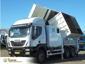 Čistič odpadových jam IVECO Trakker