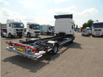 Kontejnérový podvozek/ Výměnná nástavba Mercedes-Benz Atego 1218 + EURO 6 + 5 PERS + BDF + LIFT: obrázek 3