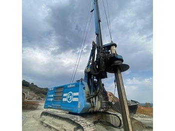 Samojízdné beranidlo SOILMEC