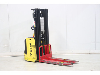 Stohovací vozík HYSTER