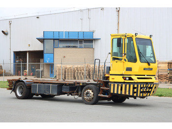 Terminálový traktor TERBERG