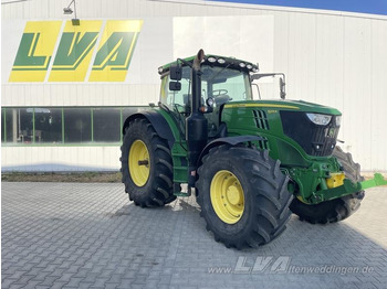Traktor JOHN DEERE 6215R
