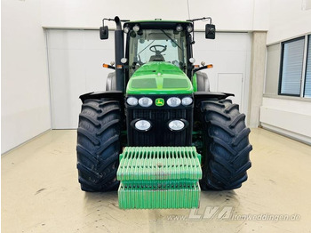 Traktor John Deere 8330 PowerShift: obrázek 3