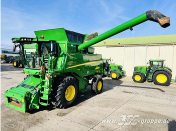 Sklízecí mlátička JOHN DEERE T560
