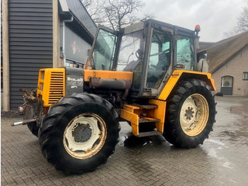 Traktor RENAULT 145.14: obrázek 2