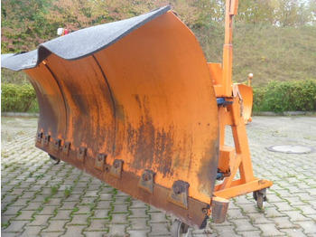Sněžný pluh UNIMOG