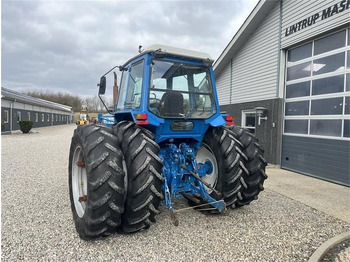 Traktor Ford 8210 En rigtig velholdt klassiker med tvillinghjul: obrázek 3