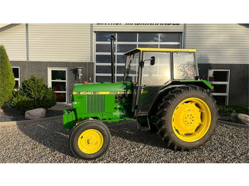 Traktor JOHN DEERE 2040