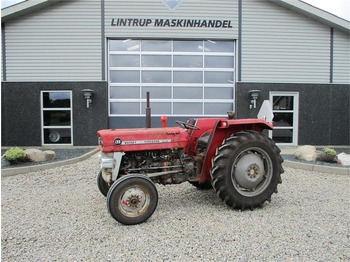 Traktor MASSEY FERGUSON 100 series