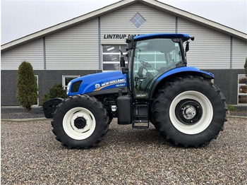 Traktor NEW HOLLAND T6000