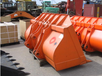 Nakládací lžíce Fiat Hitachi W130 -: obrázek 2