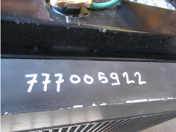 Chladič oleje pro Stavební technika Hitachi 71480823 -: obrázek 5 Chladič oleje pro Stavební technika Hitachi 71480823 -: obrázek 5