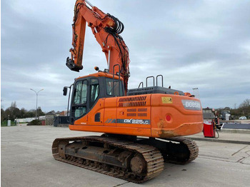 Pásové rýpadlo Doosan DX 225 LC: obrázek 3