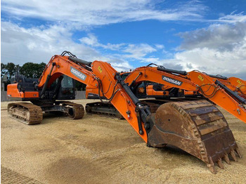 Pásové rýpadlo DOOSAN DX300LC