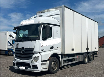 Skříňový nákladní auto MERCEDES-BENZ