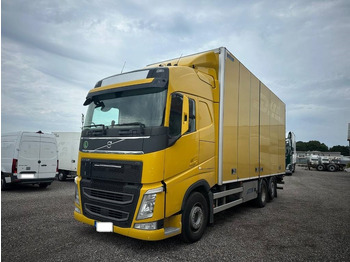 Skříňový nákladní auto VOLVO FH