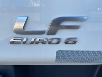 Skříňový nákladní auto DAF LF220: obrázek 3