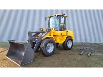 Kolový nakladač VOLVO L30B