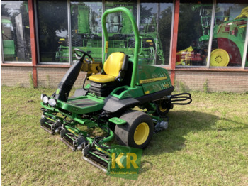 Sekačka na trávu JOHN DEERE 8000 Series