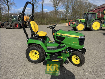 Sekačka na trávu JOHN DEERE X9 Series