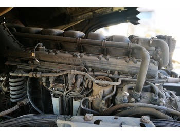 Motor a díly SCANIA 4