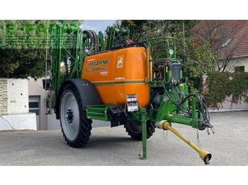 Tažený postřikovač AMAZONE