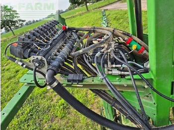 Tažený postřikovač Amazone ux 3200 super: obrázek 5