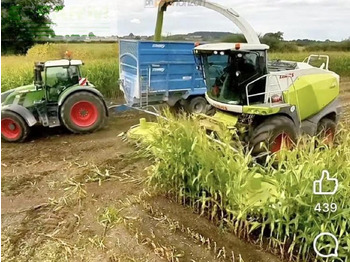 Sklízecí řezačka CLAAS Jaguar 870