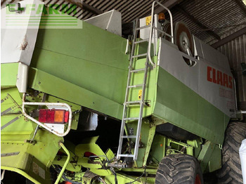Sklízecí mlátička CLAAS Lexion 460