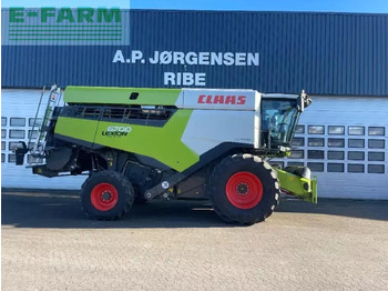 Sklízecí mlátička CLAAS Lexion 6700