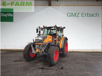 Traktor FENDT 211 Vario